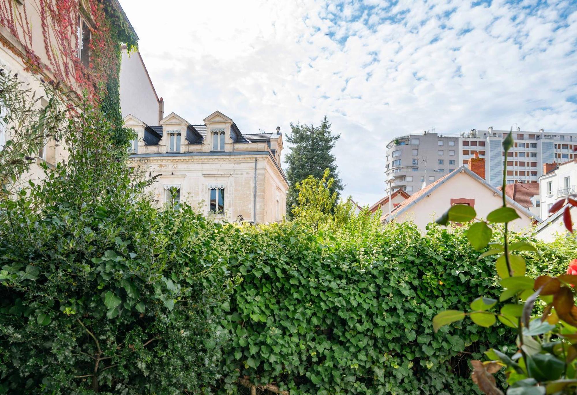 Le Vizier - Appartement Design Avec Parking En Centre Ville Vichy Extérieur photo